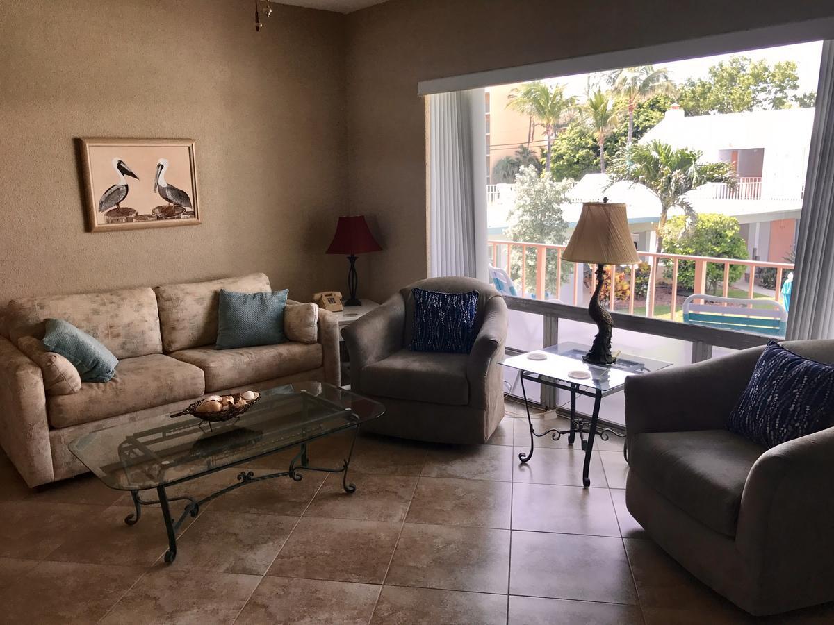 Sunrise Ocean Suites Hillsboro Beach Exteriör bild