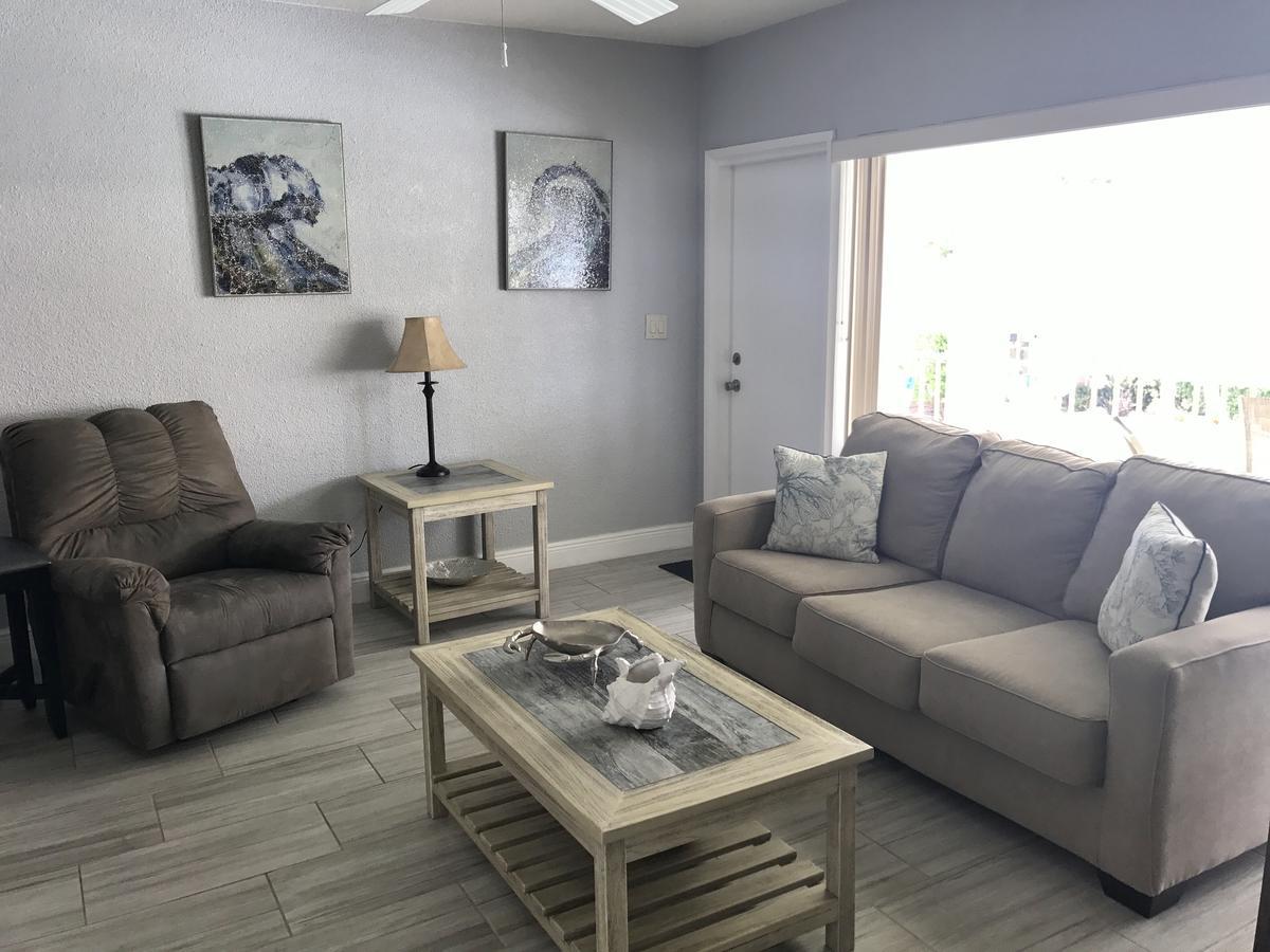 Sunrise Ocean Suites Hillsboro Beach Exteriör bild