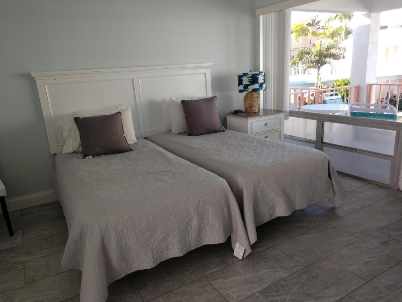 Sunrise Ocean Suites Hillsboro Beach Exteriör bild
